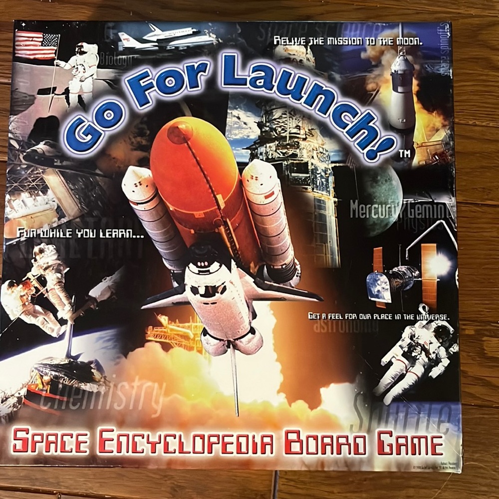 Go For Launch Space Encyclopedia Board Game
